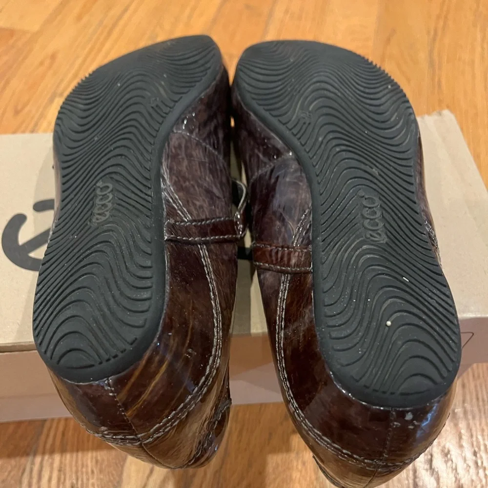 Ecco Mary Jane Grey Swirl Patent Leather Flats - size 39 EU - Picture 7 of 10